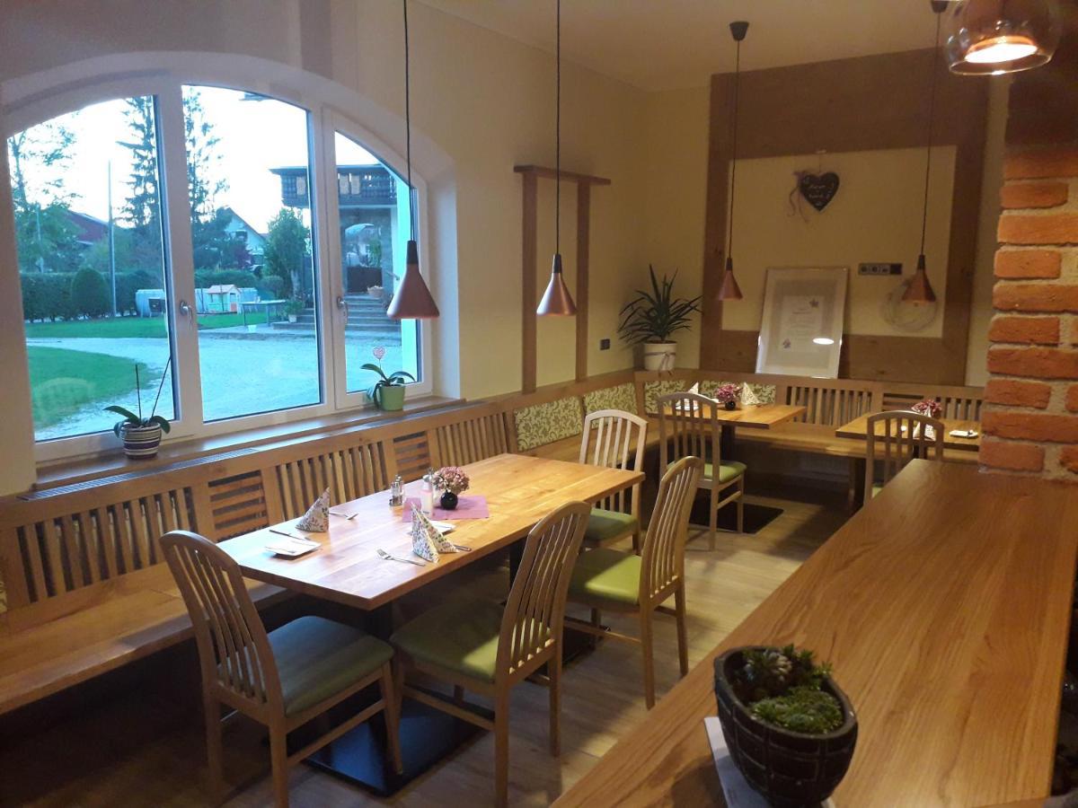 Simandlhof Bed & Breakfast Hitzendorf Bagian luar foto